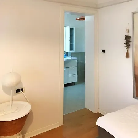 Villa Parenzo 150mt Dal Mare 8min Piedi Dal Centro