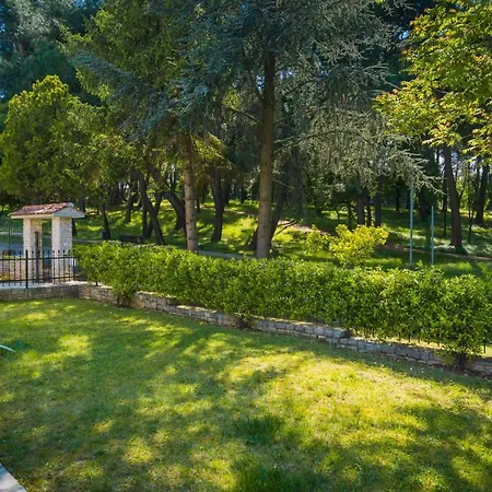 Parenzo 150mt Dal Mare 8min Piedi Dal Centro *