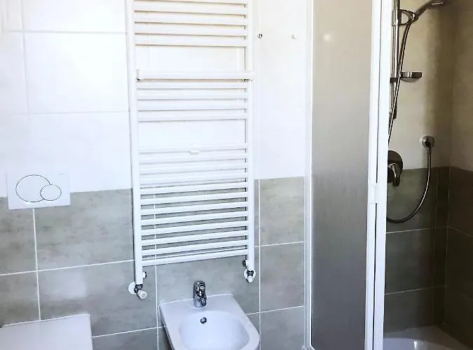 Parenzo 150mt Dal Mare 8min Piedi Dal Centro Vila