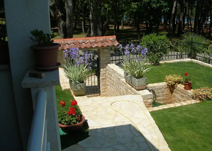 Parenzo 150mt Dal Mare 8min Piedi Dal Centro